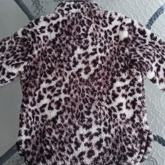 Cuddly Sherpa Leopard Print Pullover Teddy Jacket - Picture 5 of 6